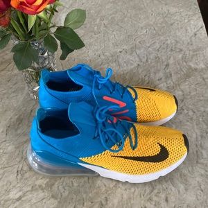 Nike AirMax 270 Sneakers - multicolor size 11